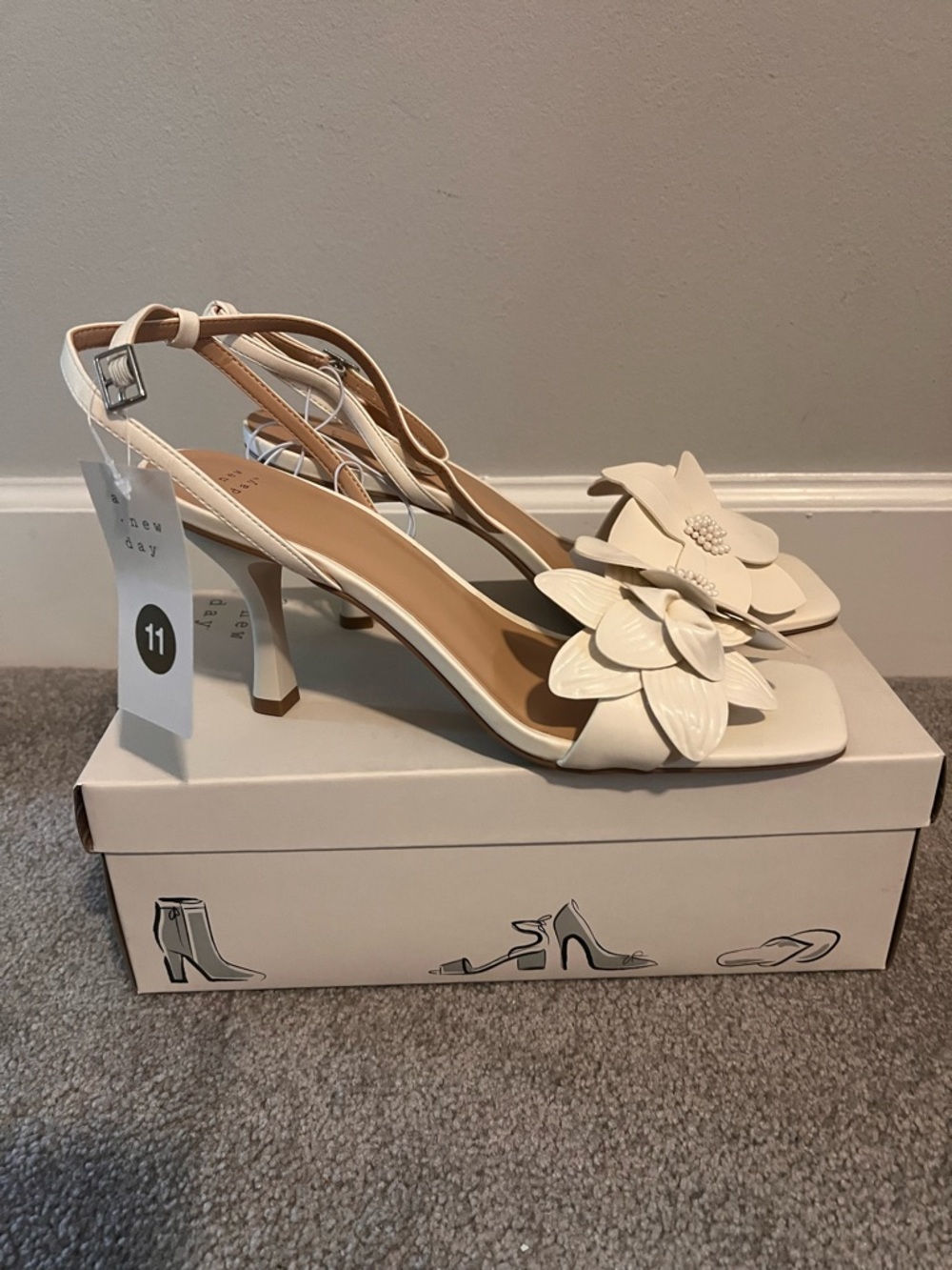 A New Day (Target) Ivory Floral Square-Toe Slingback Heels - Picture 4 of 4